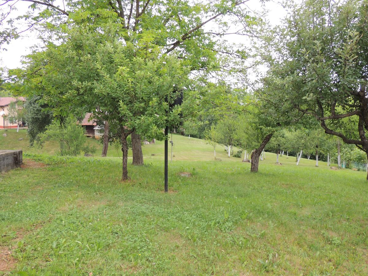 Green Eden Gornji Zvečaj Esterno foto